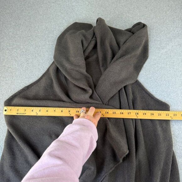 Anthropologie MOTH One‎ Size Charcoal Gray Drape Neck Sleeveless Vest Sweater - Picture 11 of 12